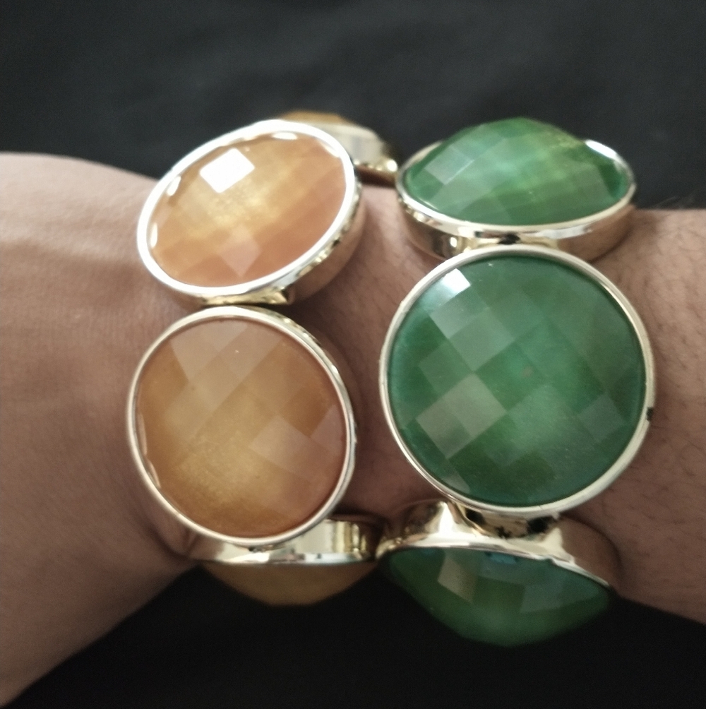 Bracelet
